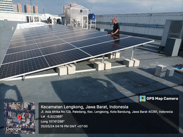 PLTS KCU BCA 18 Lokasi: Partnersurya Komitmen Dukung Transisi Energi Perbankan